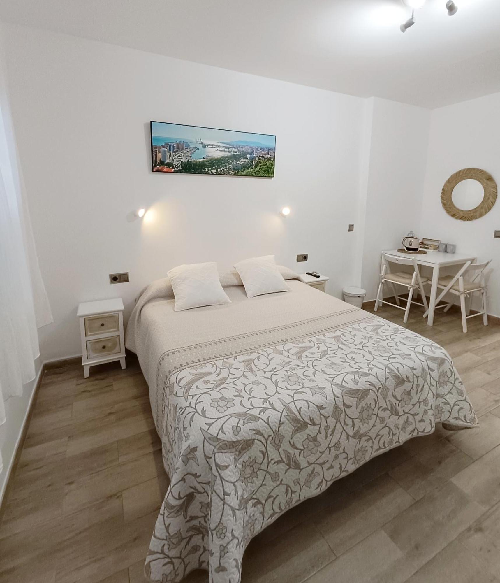 Habitacion Independiente Cerca Del Mar Málaga Exterior foto